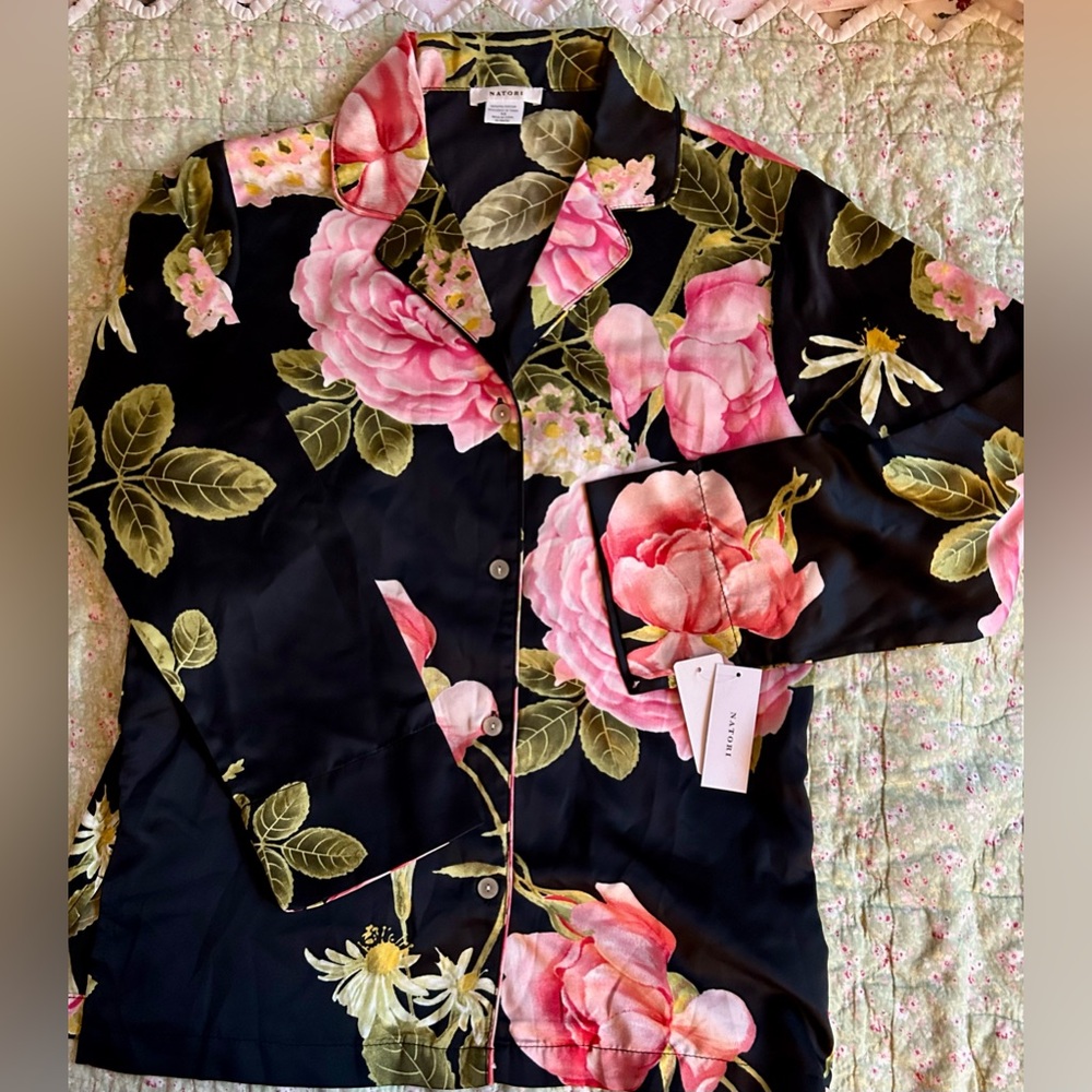 NWT Natori Womens V Neck Sleep Lounge Silky Pajama Top Size XS